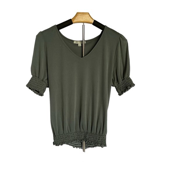 Green Envelope Tops - Green Envelope Los Angeles‎ Gray Ruched Blouse - Size Small - Feminine Casual